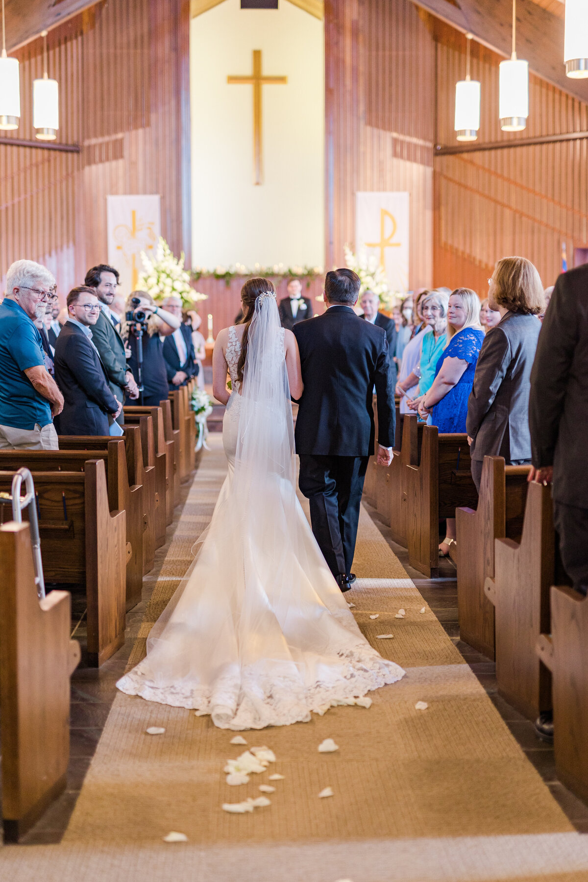 Huntsville Museum of Art Wedding - Lauren Elliott Photography - Janie & Brandon-1082