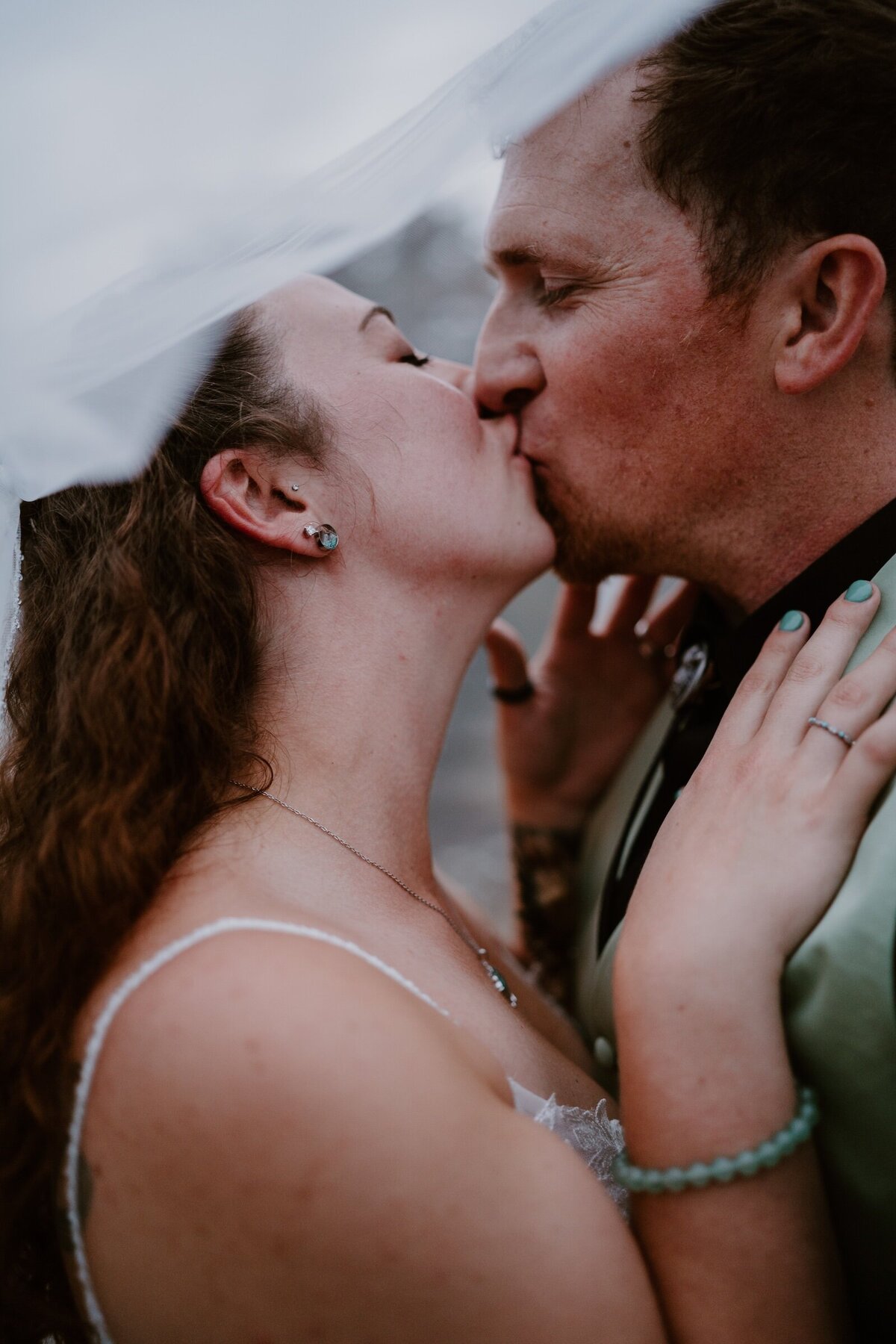 wedding-at-bridge-over-clear-creek-estacada-oregon-3