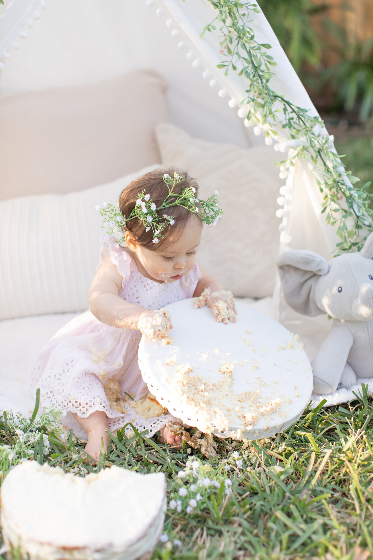 Tampa-Florida-Cake-Smash-Session-First-Birthday-Megan-Marie-Photography-42