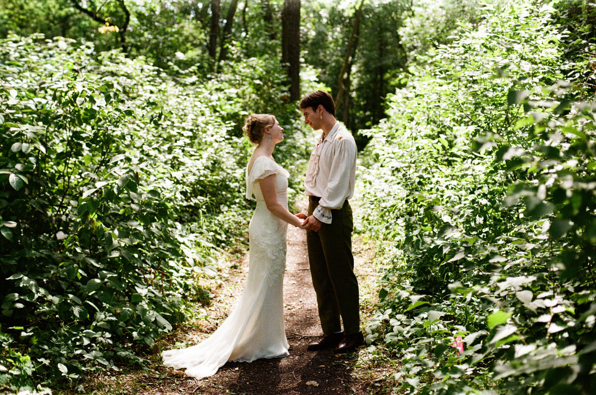 winnipegweddingphotographer-13