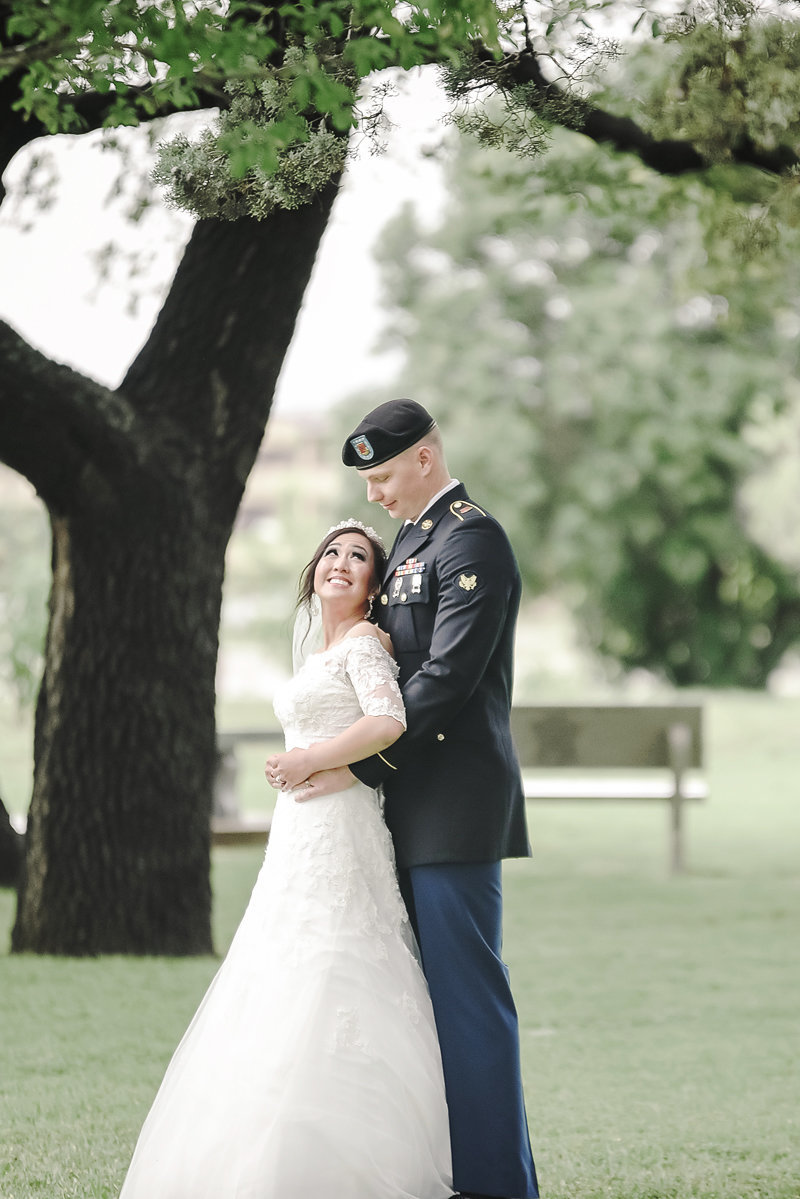 Nicole Woods Photography - Austin Texas Wedding Photographer - Copyright 2017 - 5041-vert