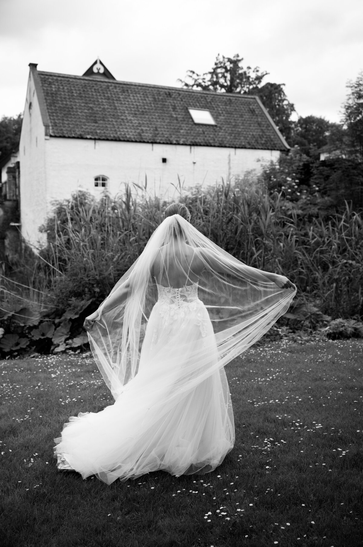 Jiscafotografie_trouwfotograafnijmegen_trouwfotograaf_bruidsfotograaf_trouwfotograafgelderland_trouwfotograafbrabant-29