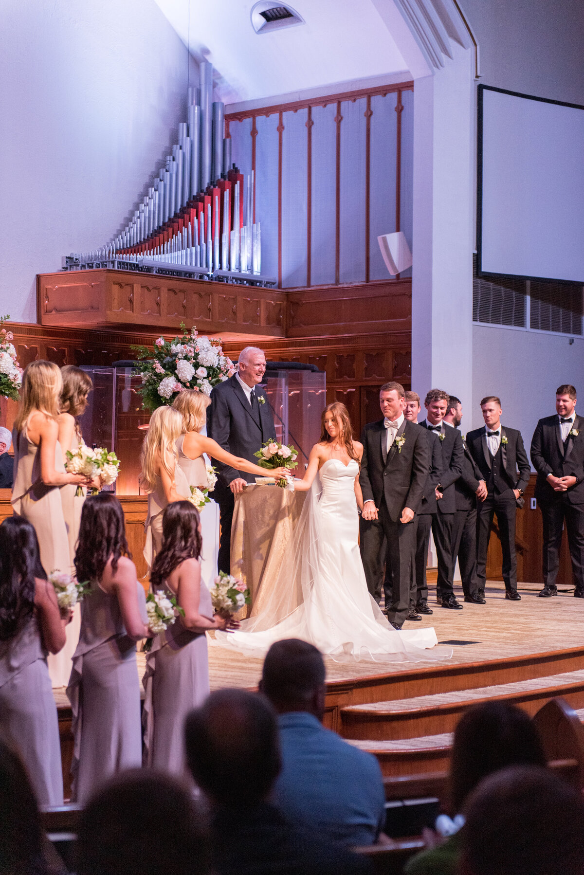 353_Alianne & Dylan's Wedding_Crmny_Lindsay Ott Photography