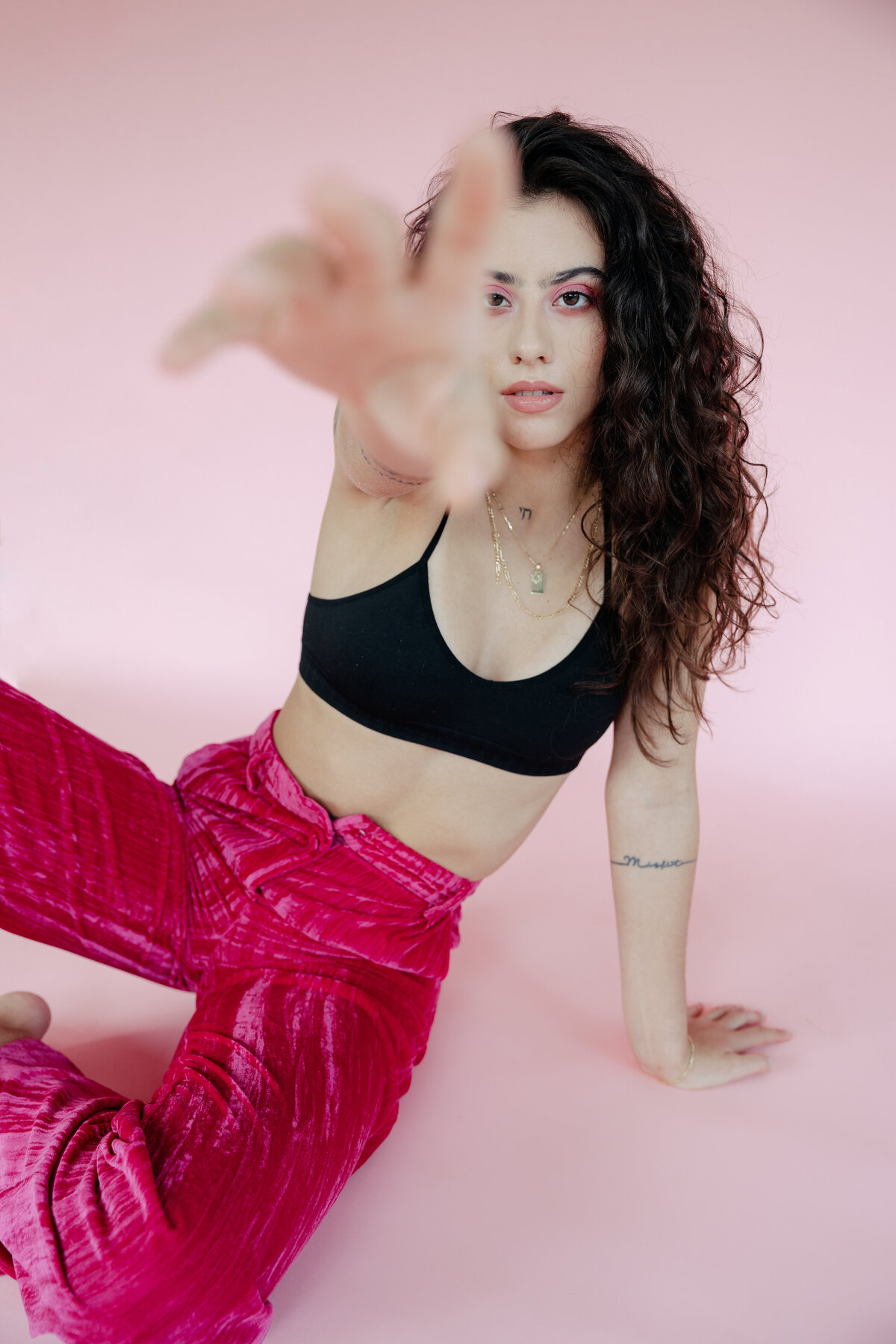pink-studio-session-monochromatic-58