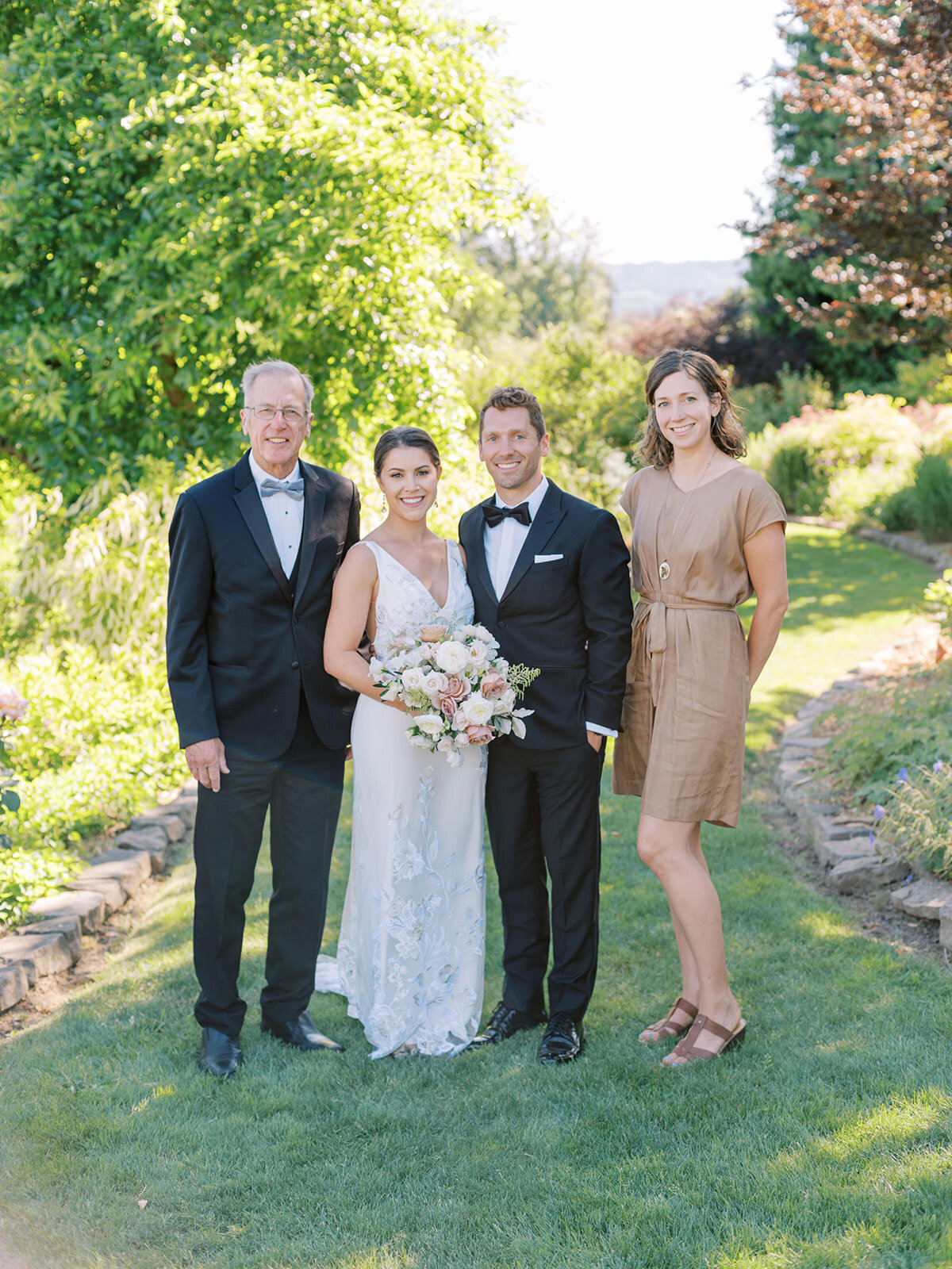 Carlos-Hernandez-Photography-Megan-Trevor-Wedding-Portland-Oregon-233