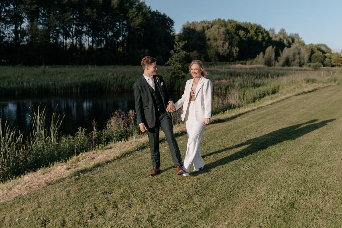 willow_marsh_farm_wedding_photographer-33