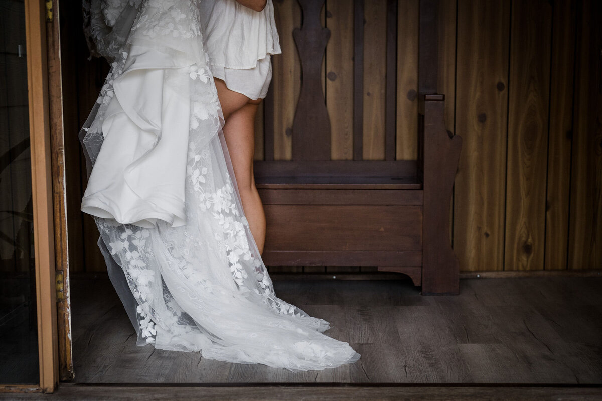 ehlanna-jake-backyard-falcon-wedding-freedom-garvey-photographer-002