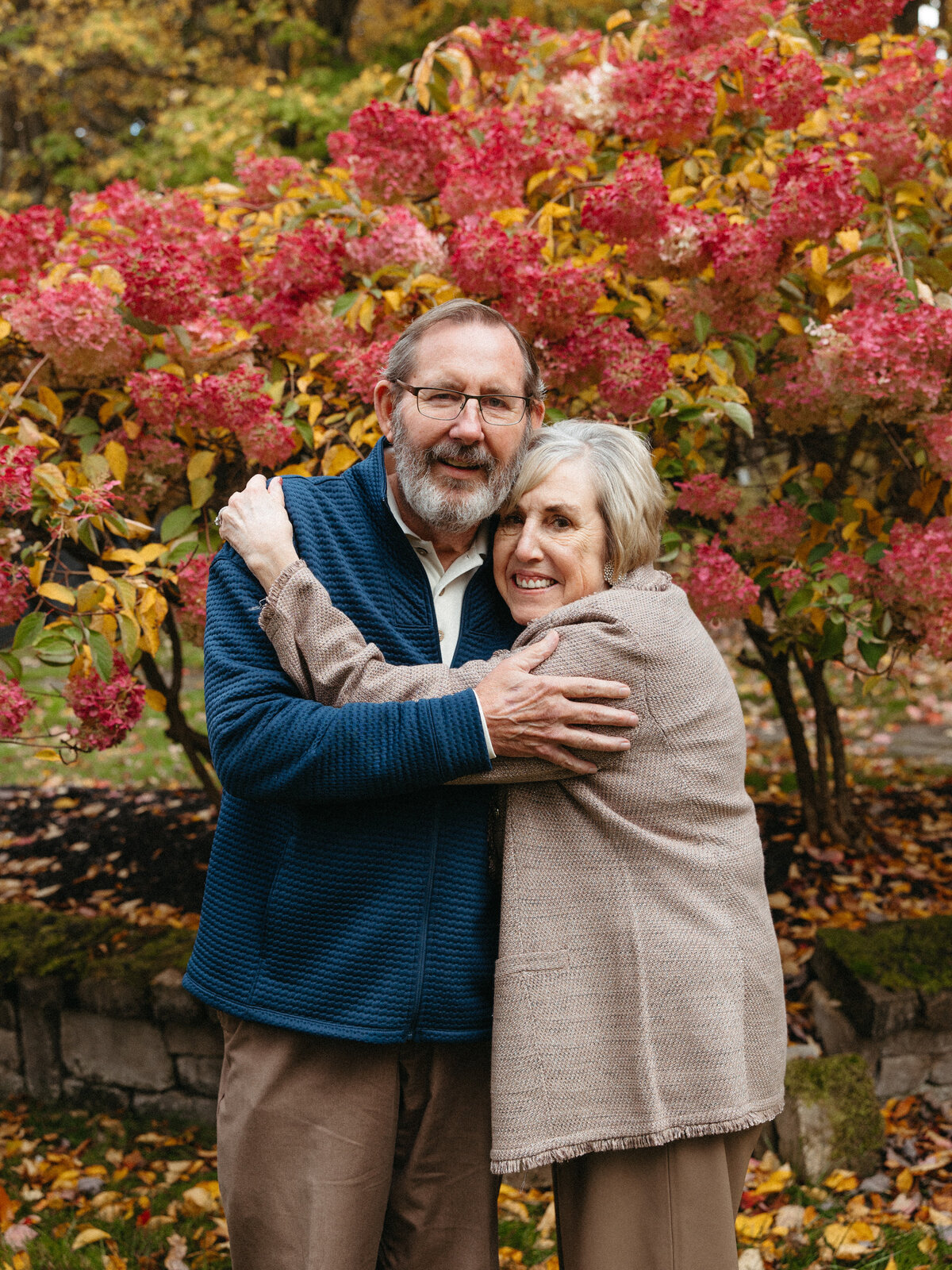 Family-AtHome-Holiday-Wexford-Portraits-JessCollectiveCo-Pittsburgh-Pennsylvania (35)