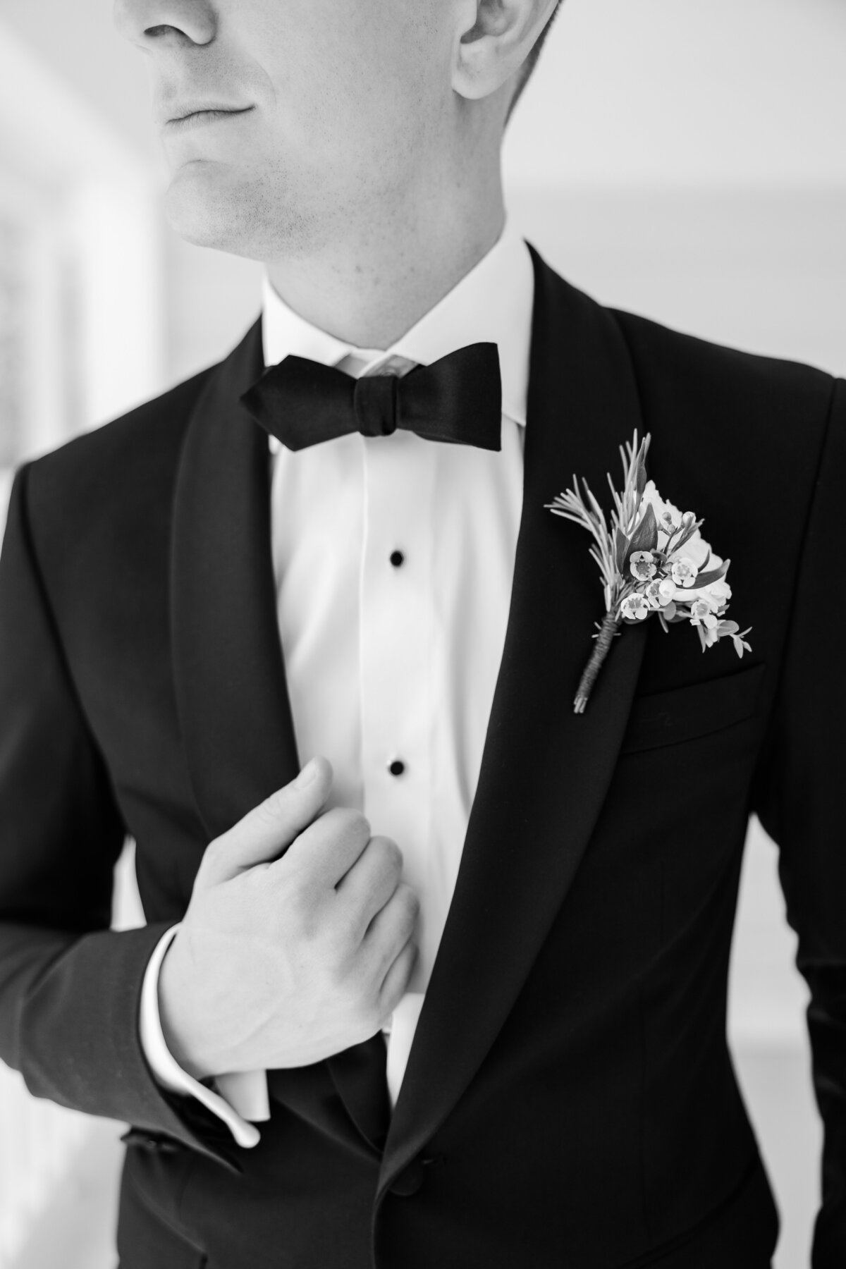 Groom in tux