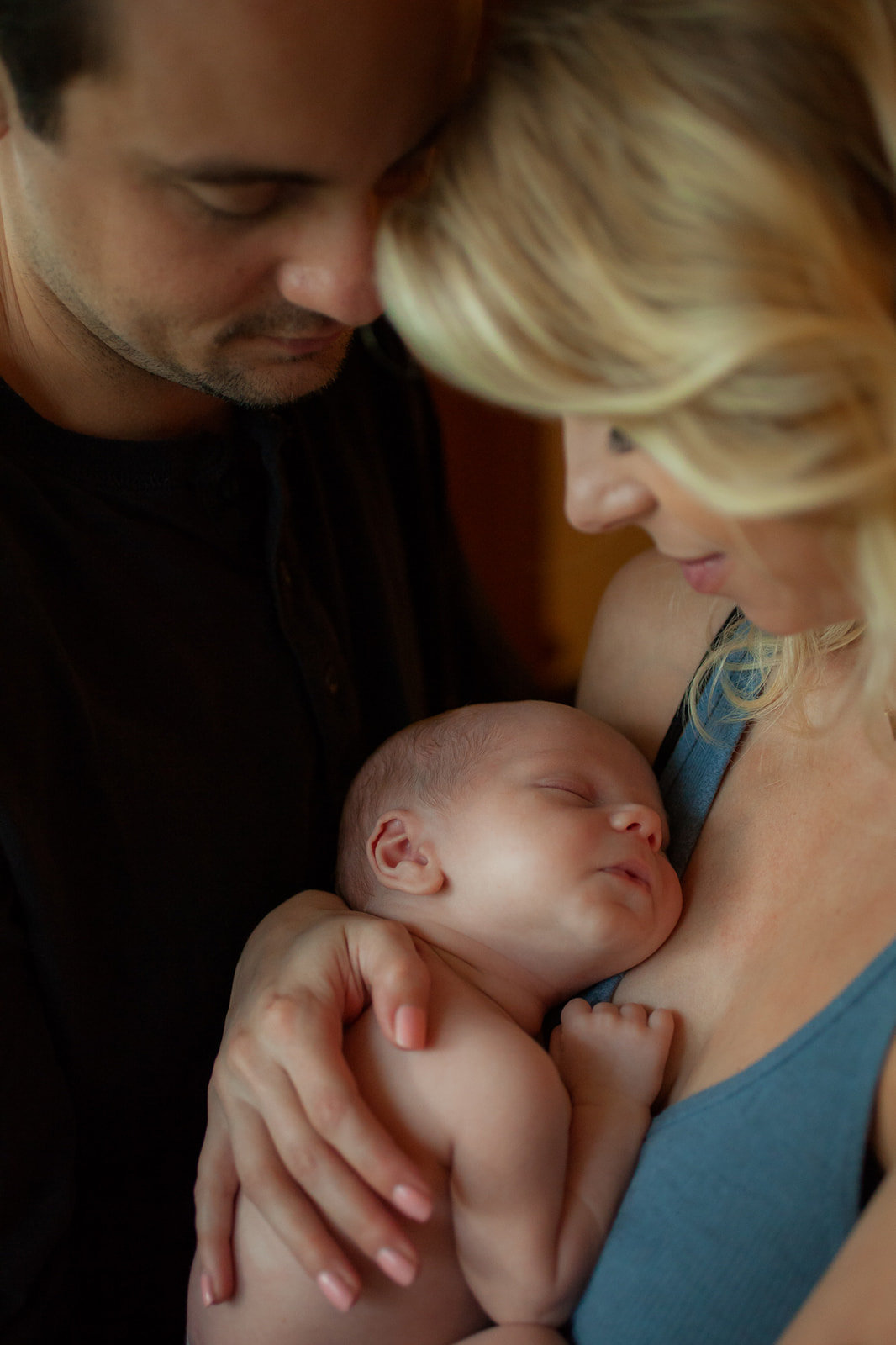 16DC-In-Home-Newborn-Session-Family-Lifestyle