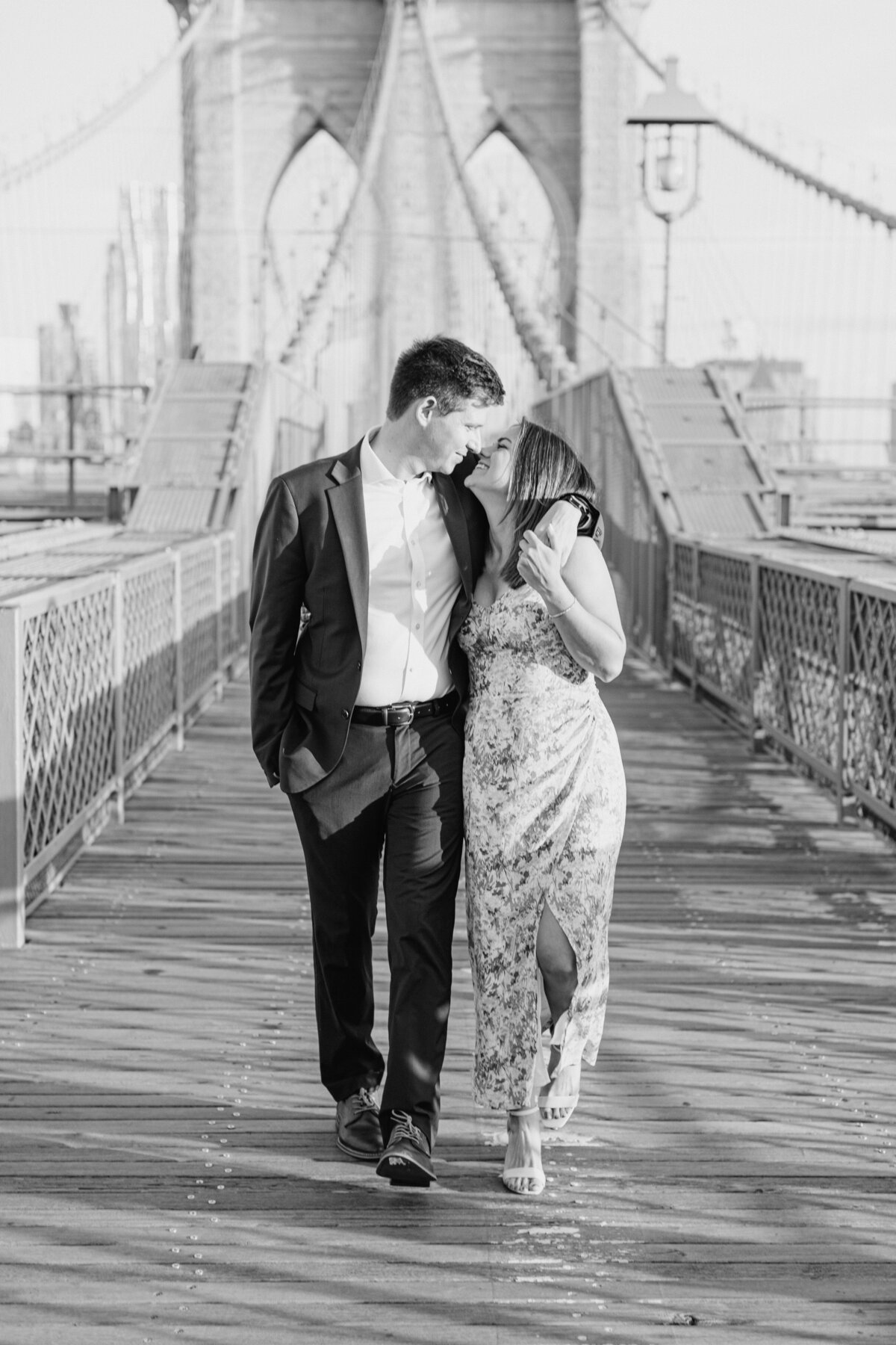 Christina_Dominic_Brooklyn_Bridge_Enagement_Wild_Sound_Photography_EY3A7962