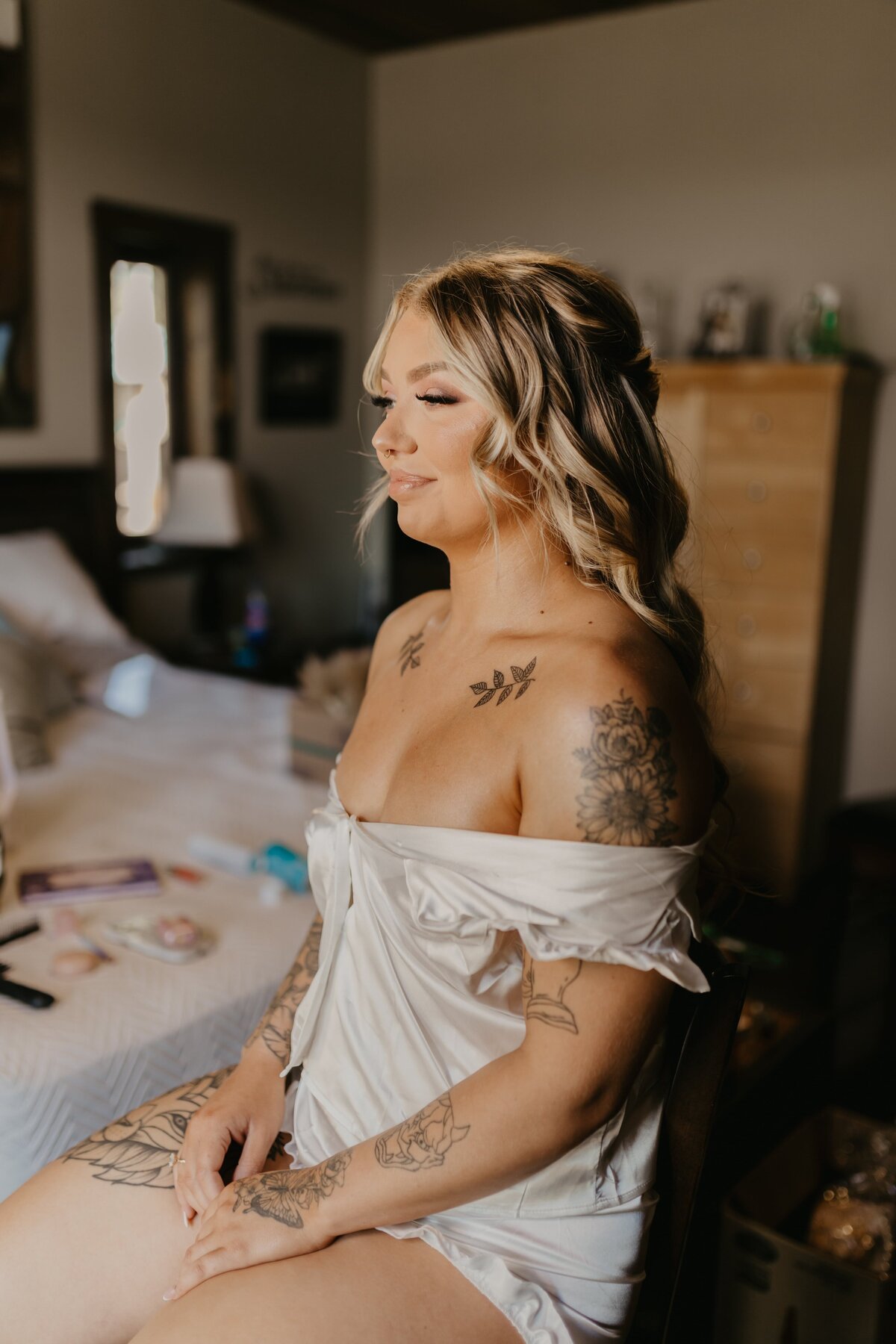 edmonton-wedding-bride-getting-ready