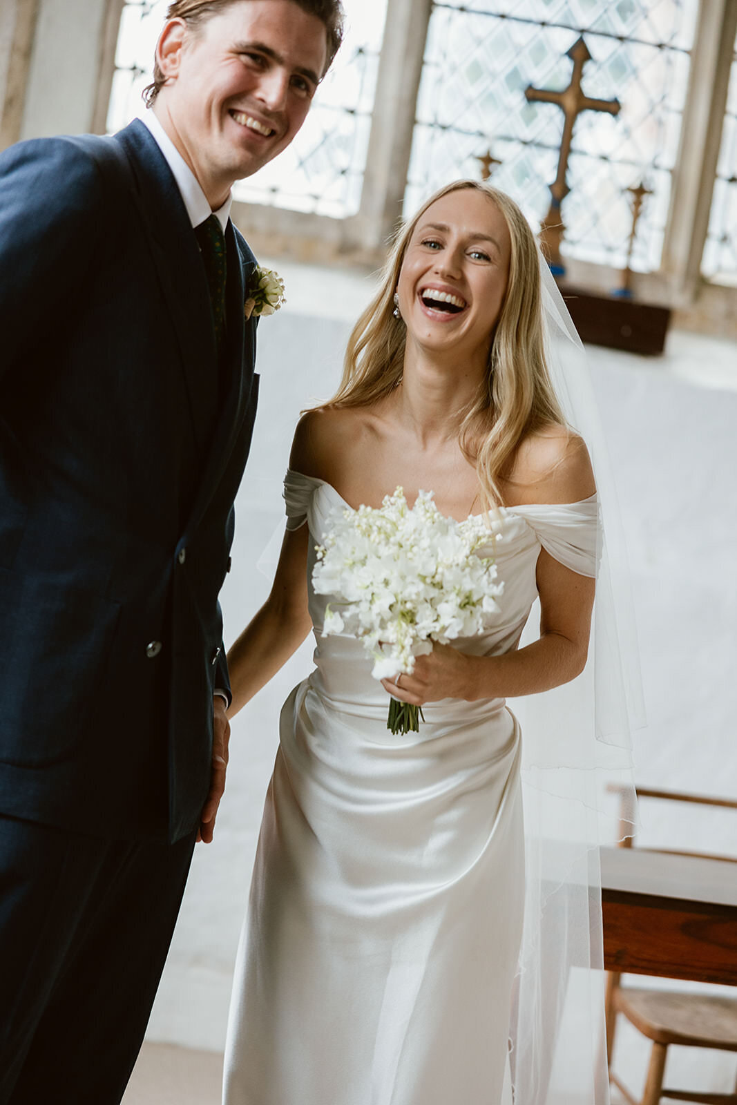 Summer-Estate-Wedding-In-English-Countryside16