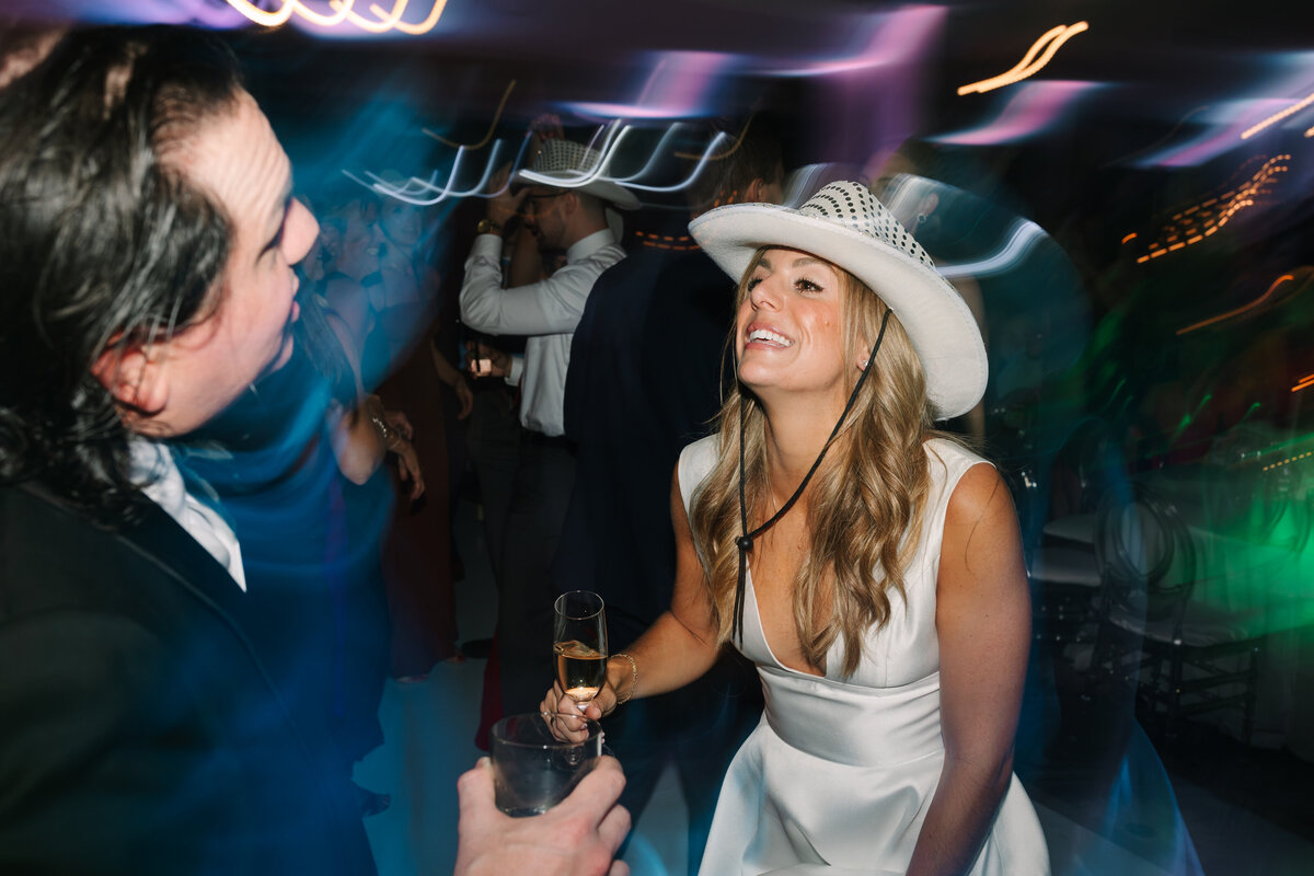 St. Louis Luxury Wedding Photographer Dance Floor Party Photos24