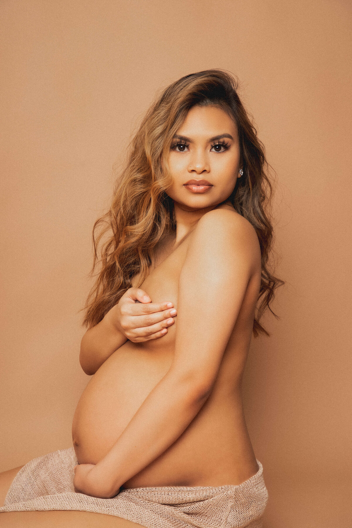 maternity-pregancy-studio-announcement