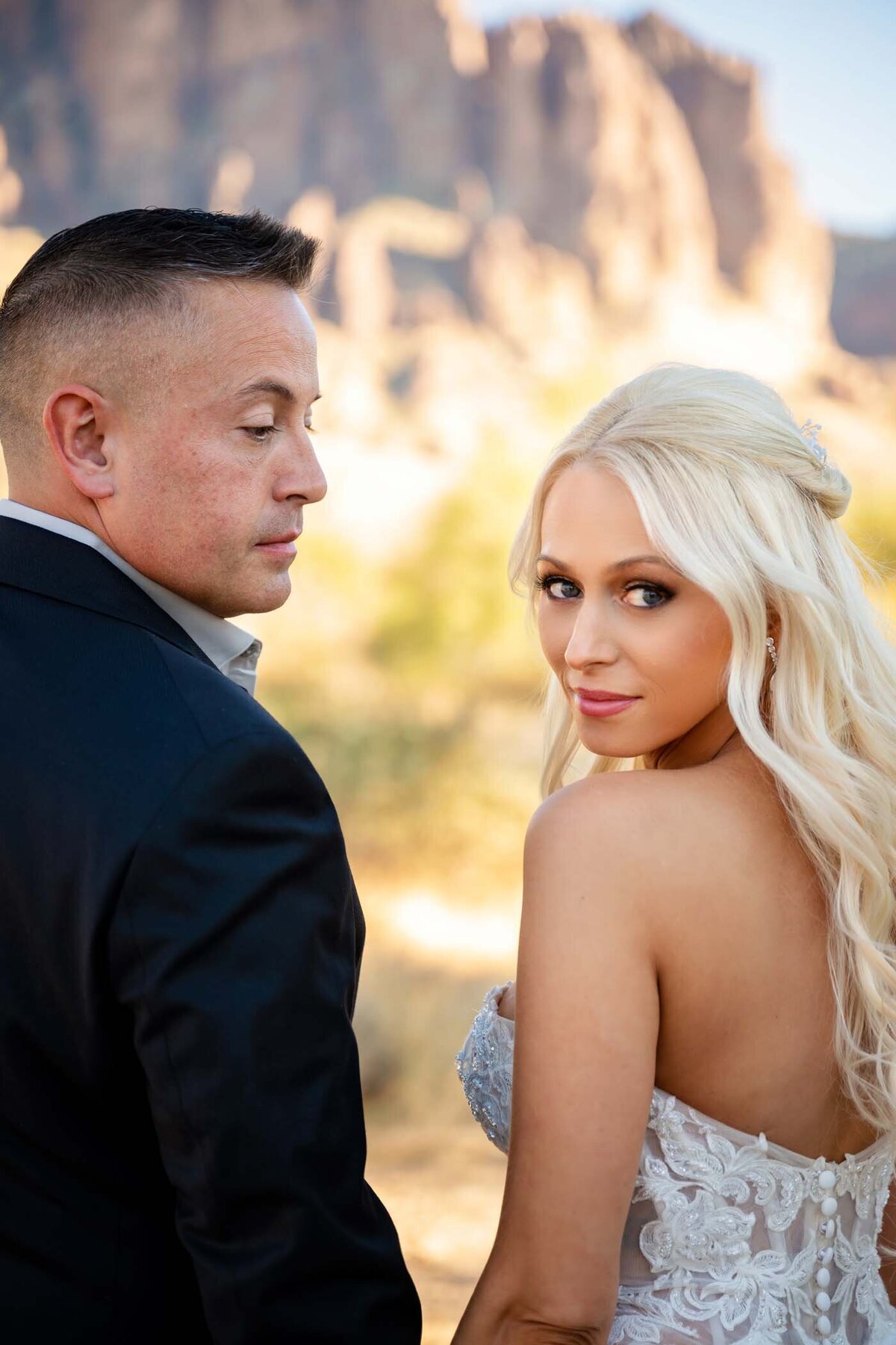 Wedding photoshoot at Lost dutchman  state park