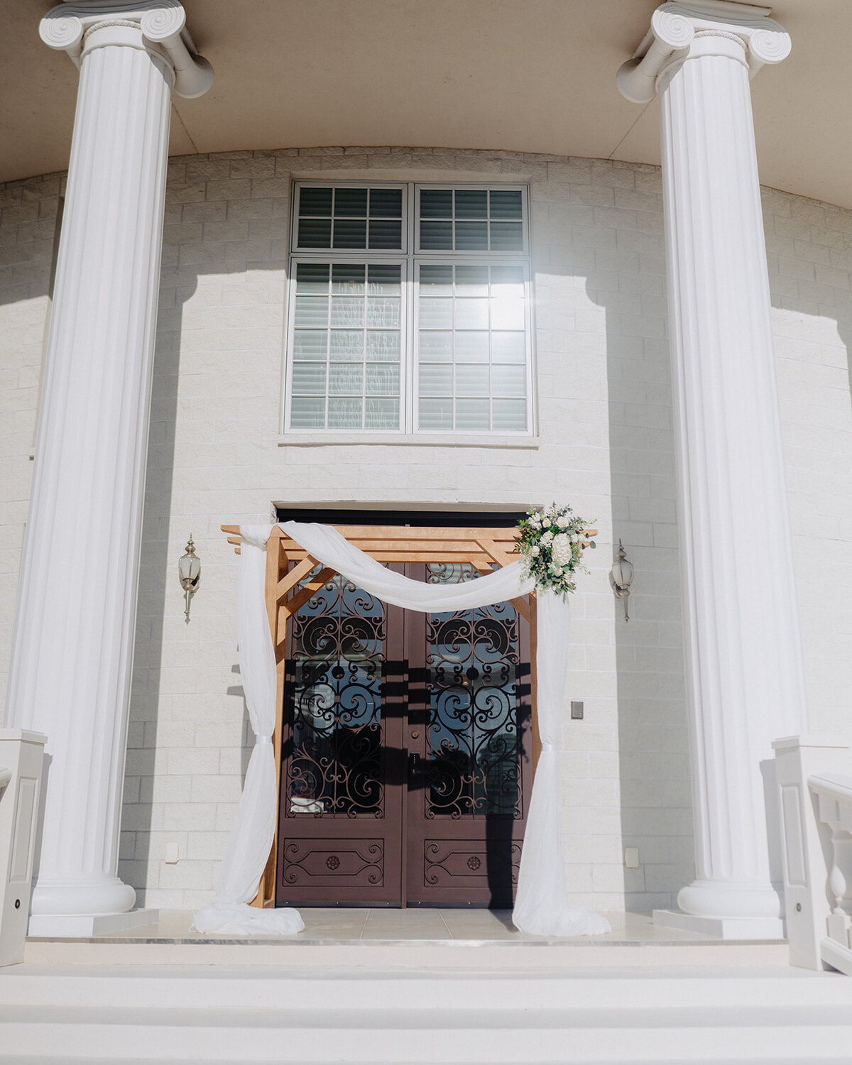 arron-mcneile-photo-whitehurst-gallery-florida-elopement-chantilly-chic-celebrations-1