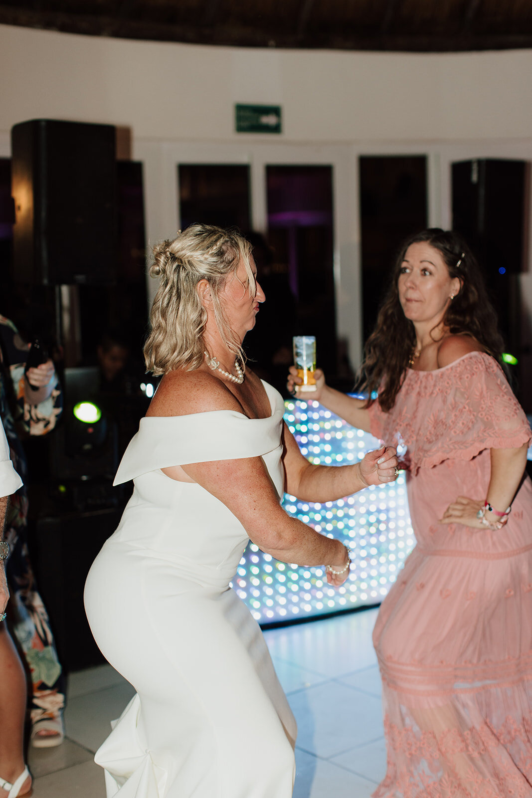 Cachelle + Damon Elopement _ Cait Swithers Photo & Films CO-695