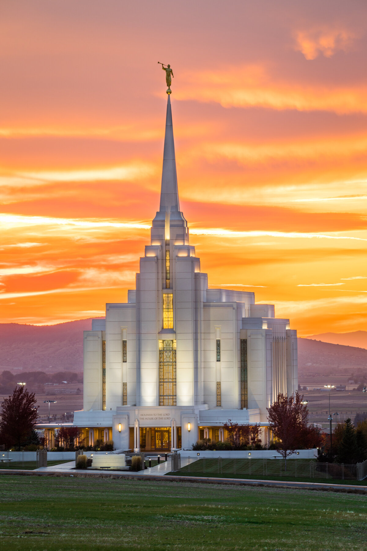 2017-10-17-275A2659-rexburg-temple