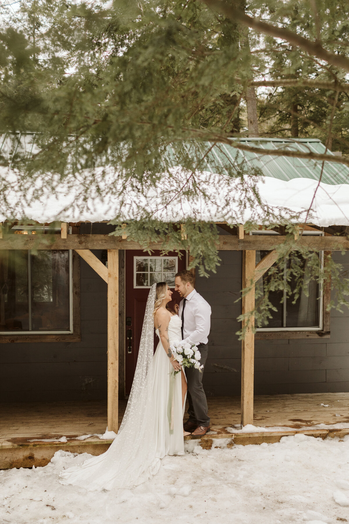 muskoka-cabin-elopement-006