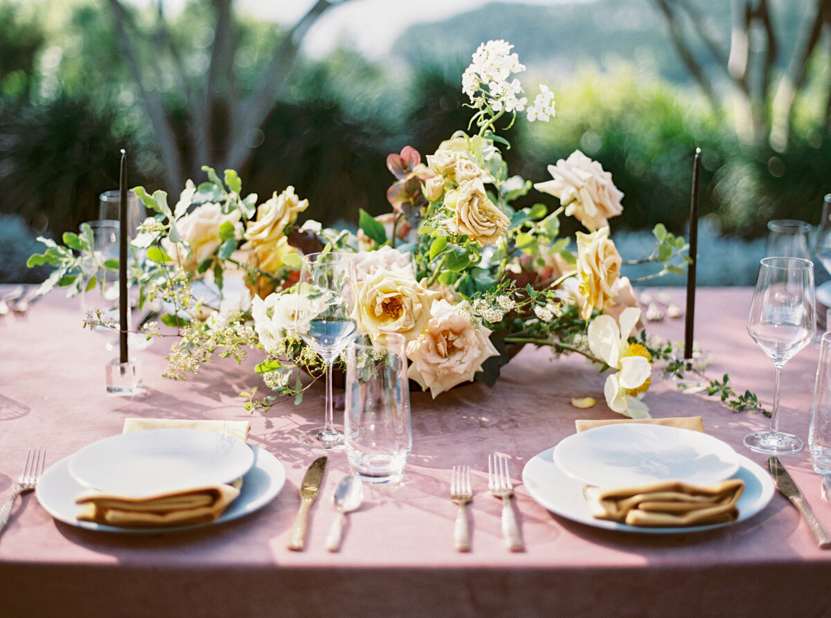 max-owens-design-italian-villa-wedding-19-reception-table