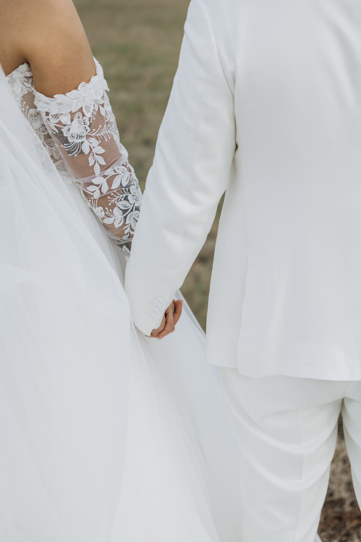 Hudson-Springs-Oklahoma-Wedding-Leah-Turney-Photography-0533