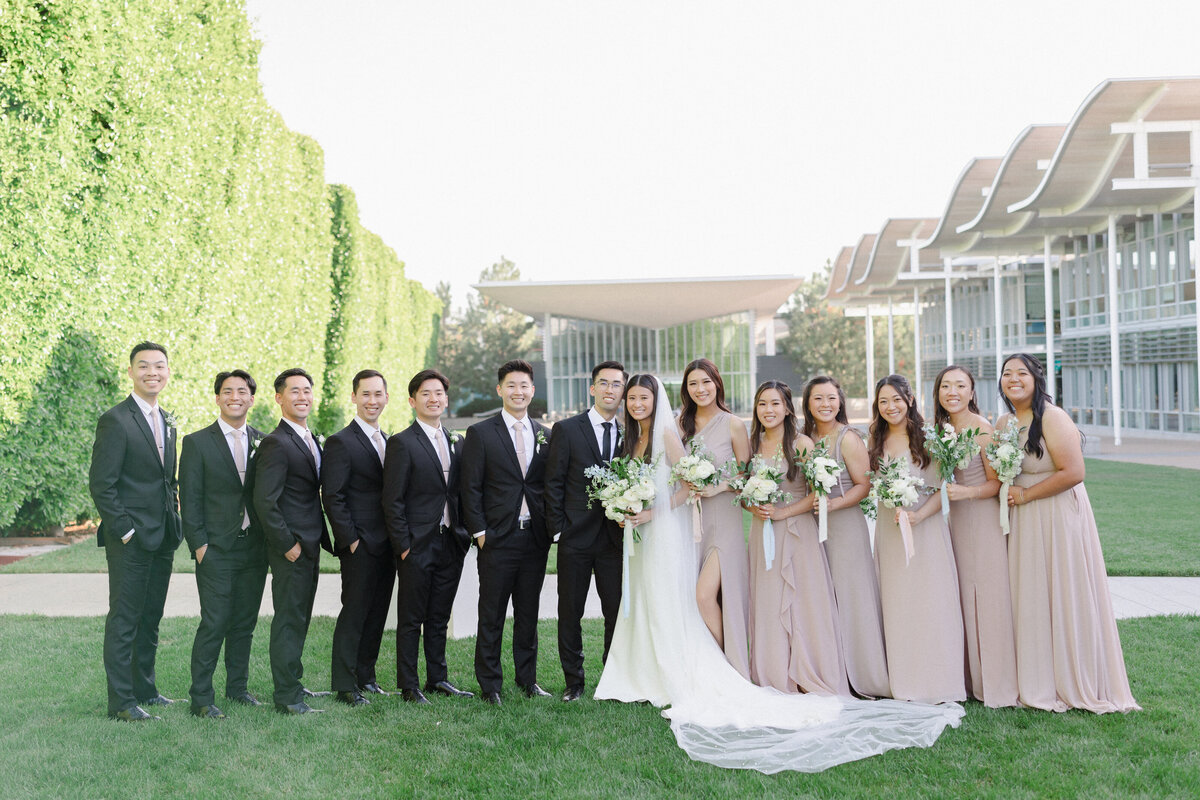 a_2ba-family_26friends-28