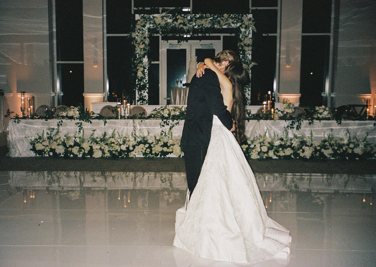Kaleb Alex Dallas Classy Wedding Hope Gray Photo-30