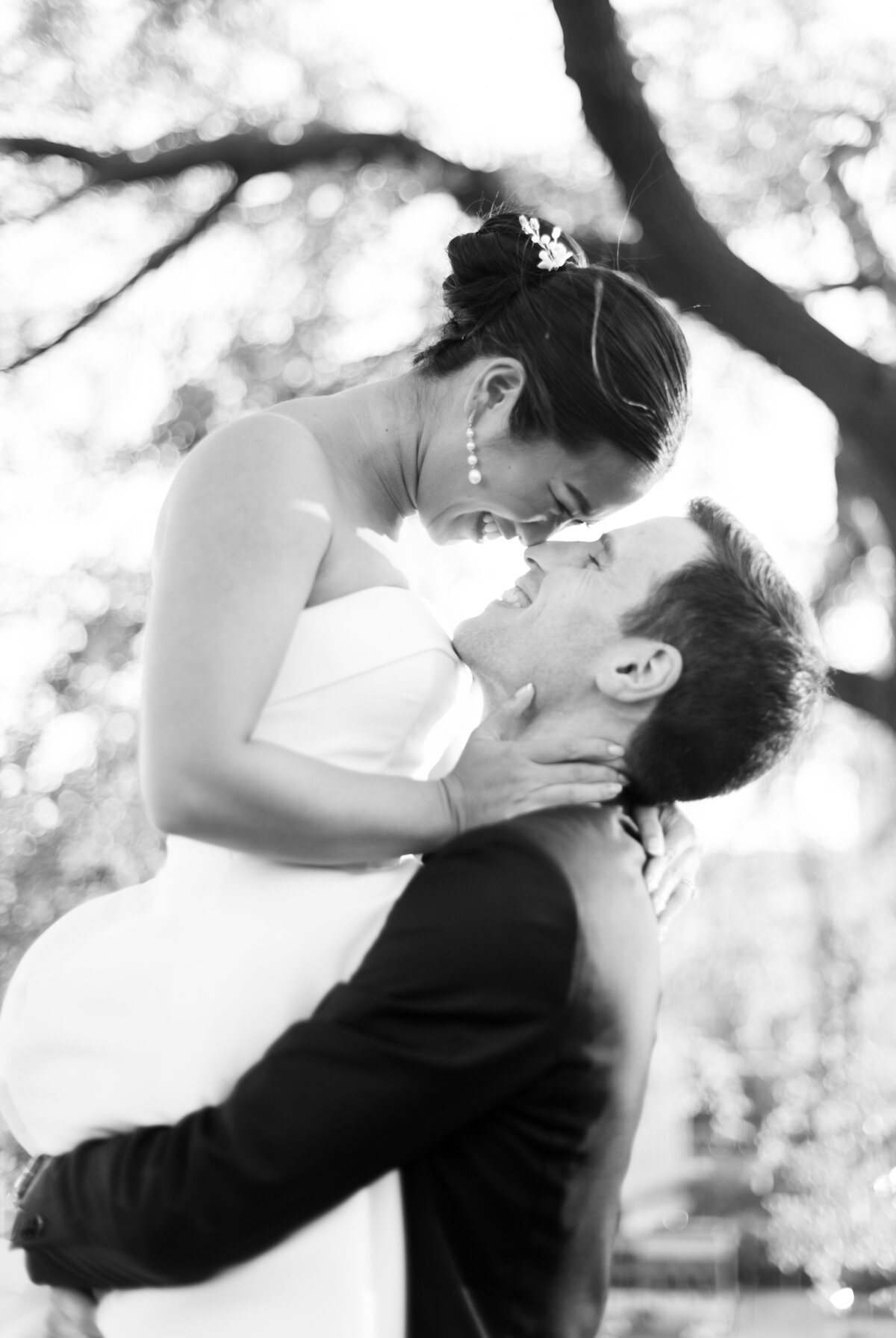 cassie-nichole-photography-cincinnati-ohio-wedding-photography-the-view-at-mt-adams-hannah-jeff-wedding-day-bride-and-groom-172