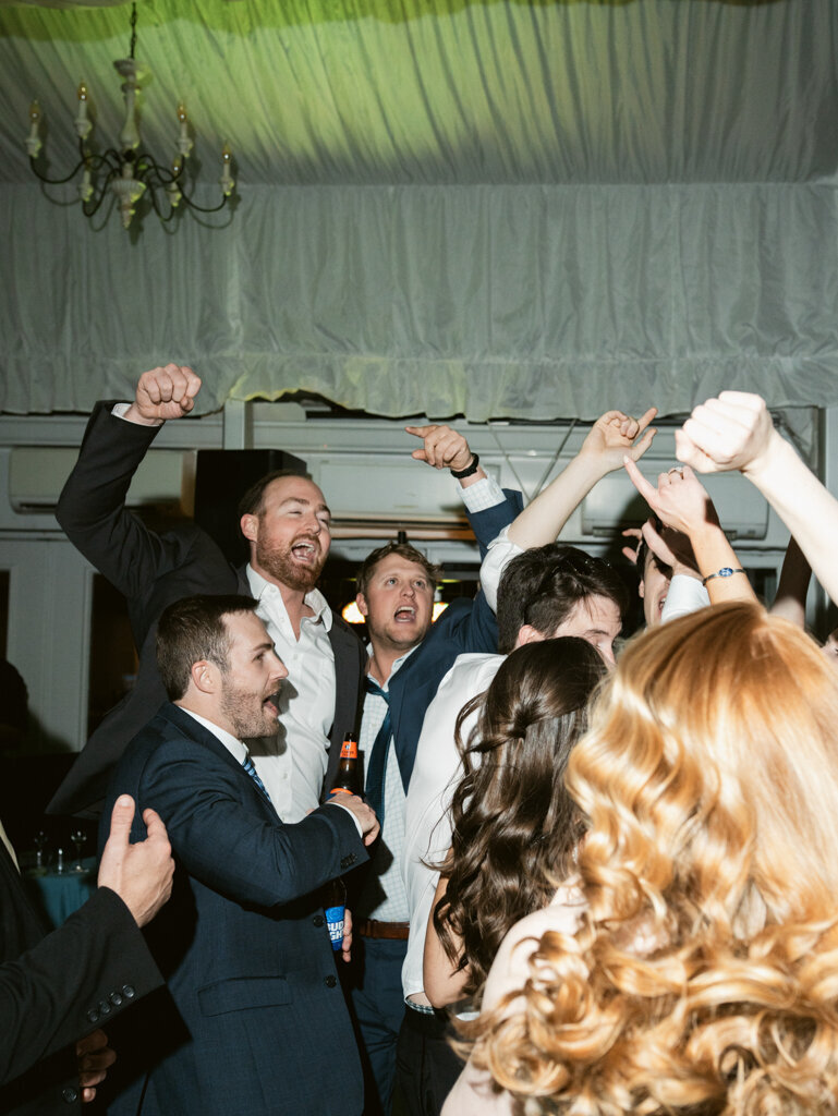 Silver-Swan-Bayside-Wedding-77