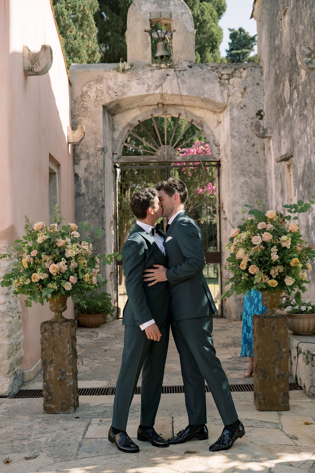 Ceremony_AnthonyEoin_Greece_CaitlinJoyce_Photo-187