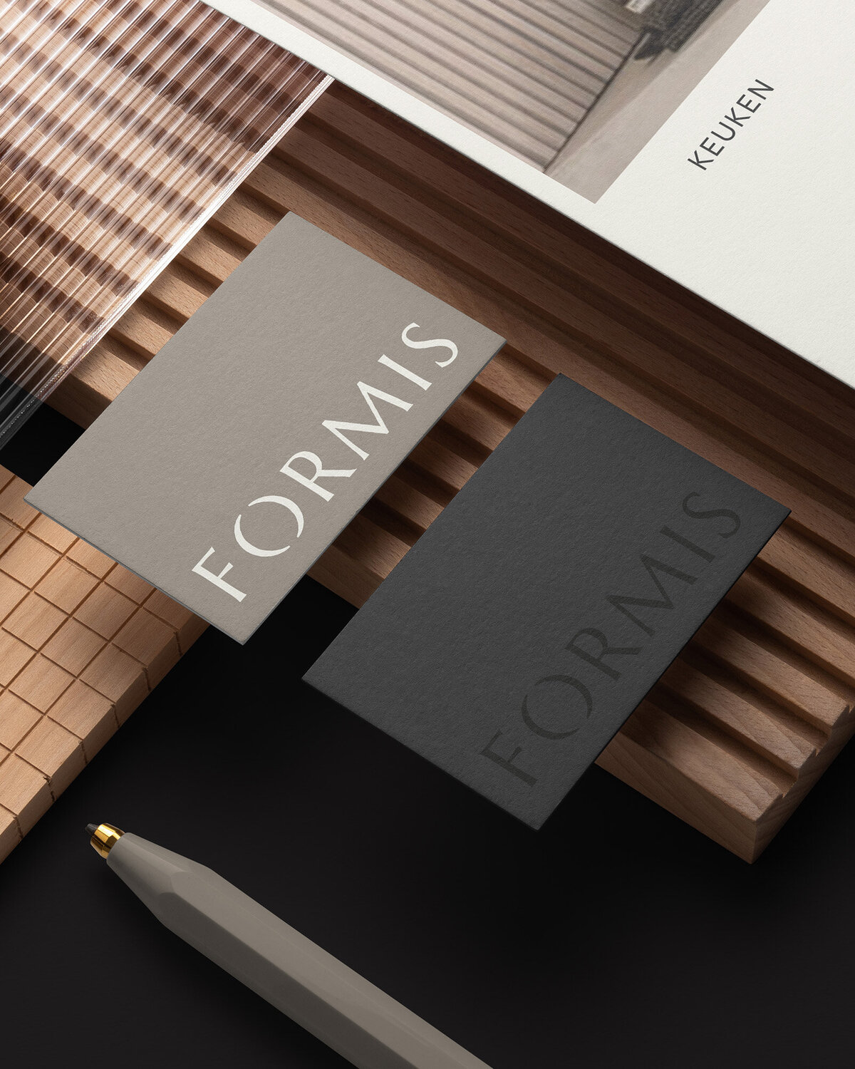 Visitekaartjes en brandingmaterialen voor Formis