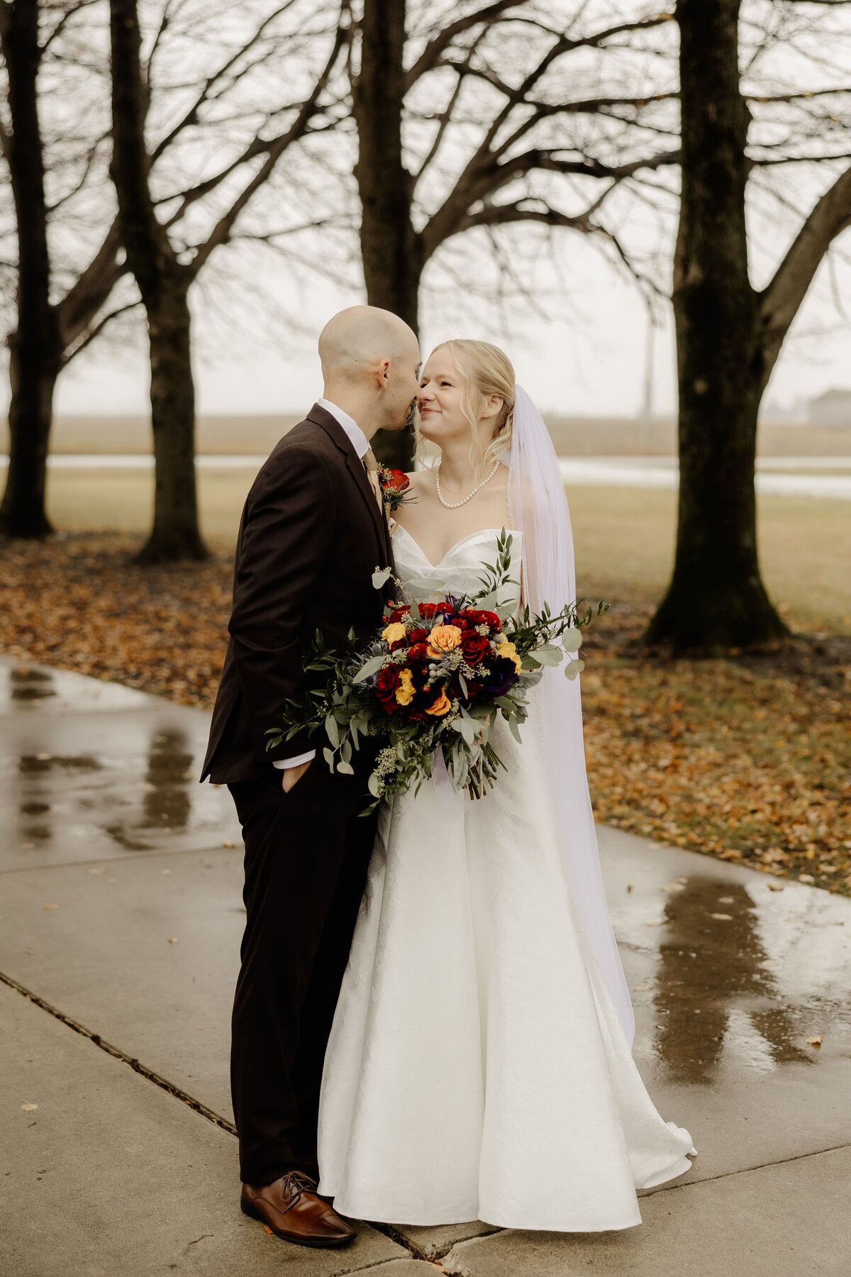rainy-wedding-conrad-mansion-20