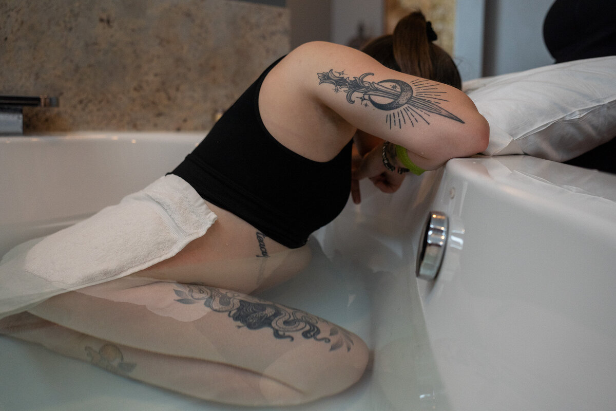 Becky Langseth Photography, Seattle Birth Photos.34
