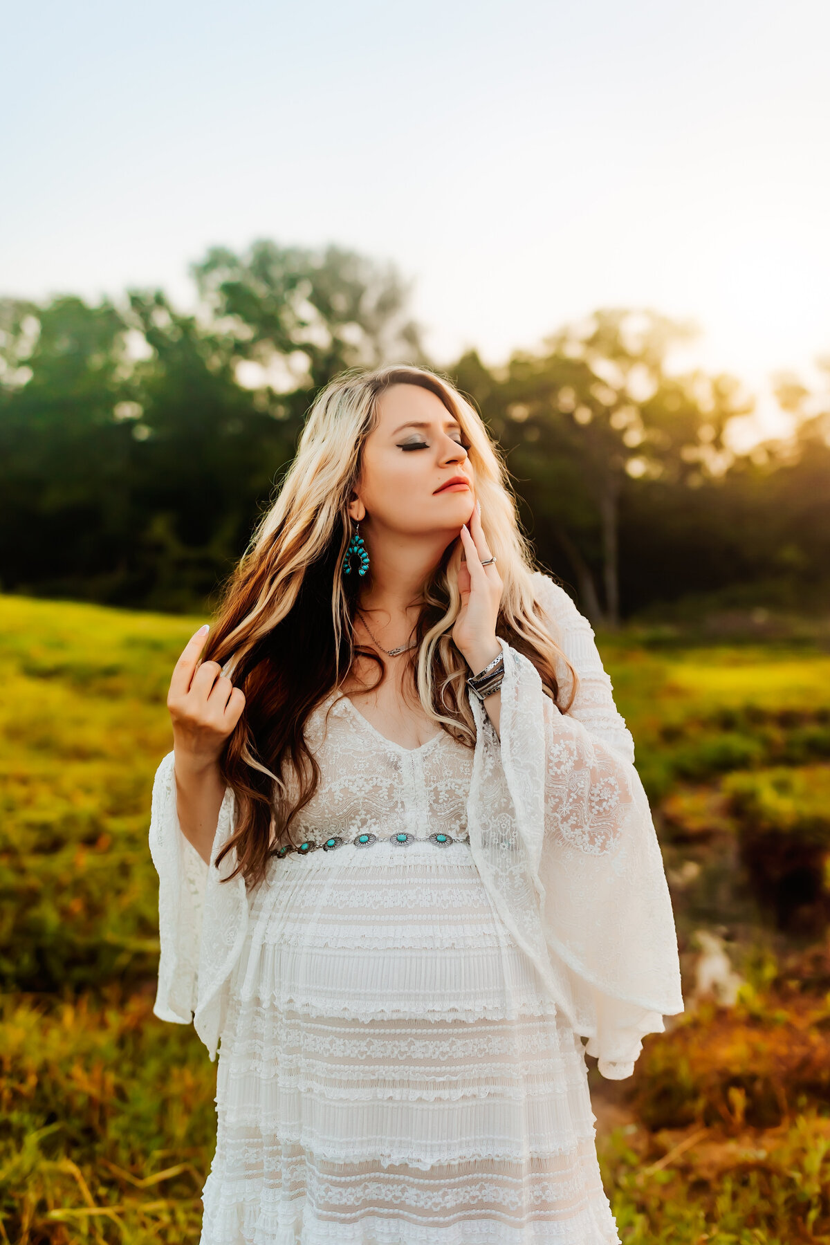 Affordable Maternity shoot | Joshua, Texas Maternity and Newborn Photographer