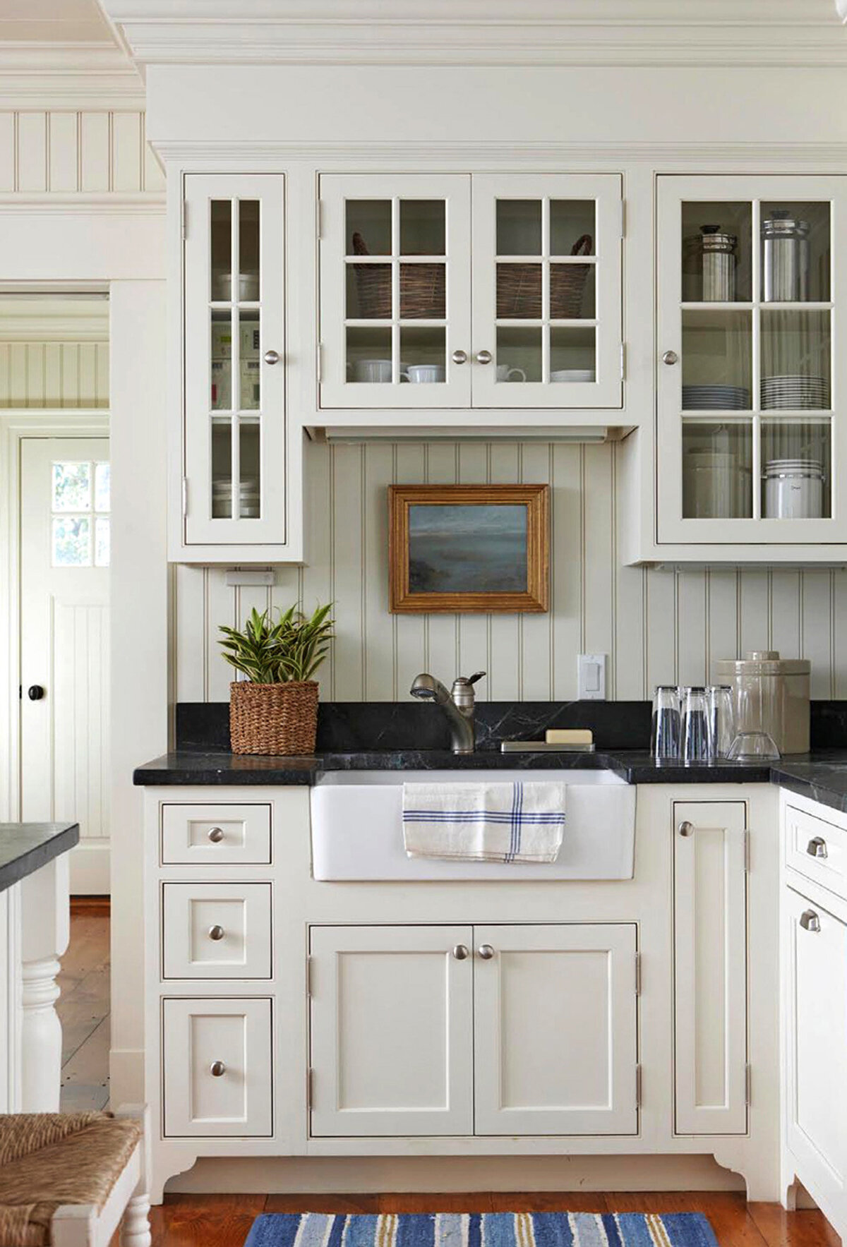 Colonial-Reproductions-West-Chop-Cottage (24)