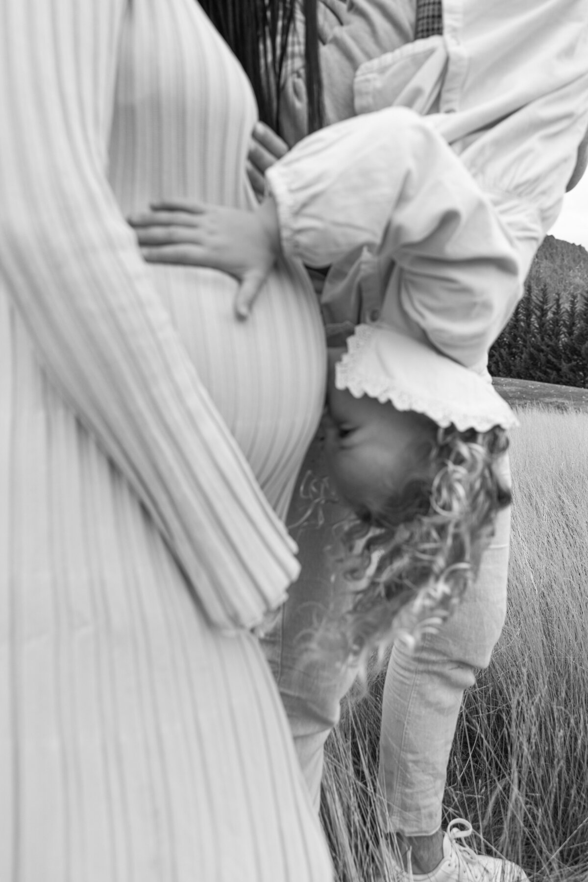 ohdarlingcreativestudio_Bec_Maternity_family_photoshoot78