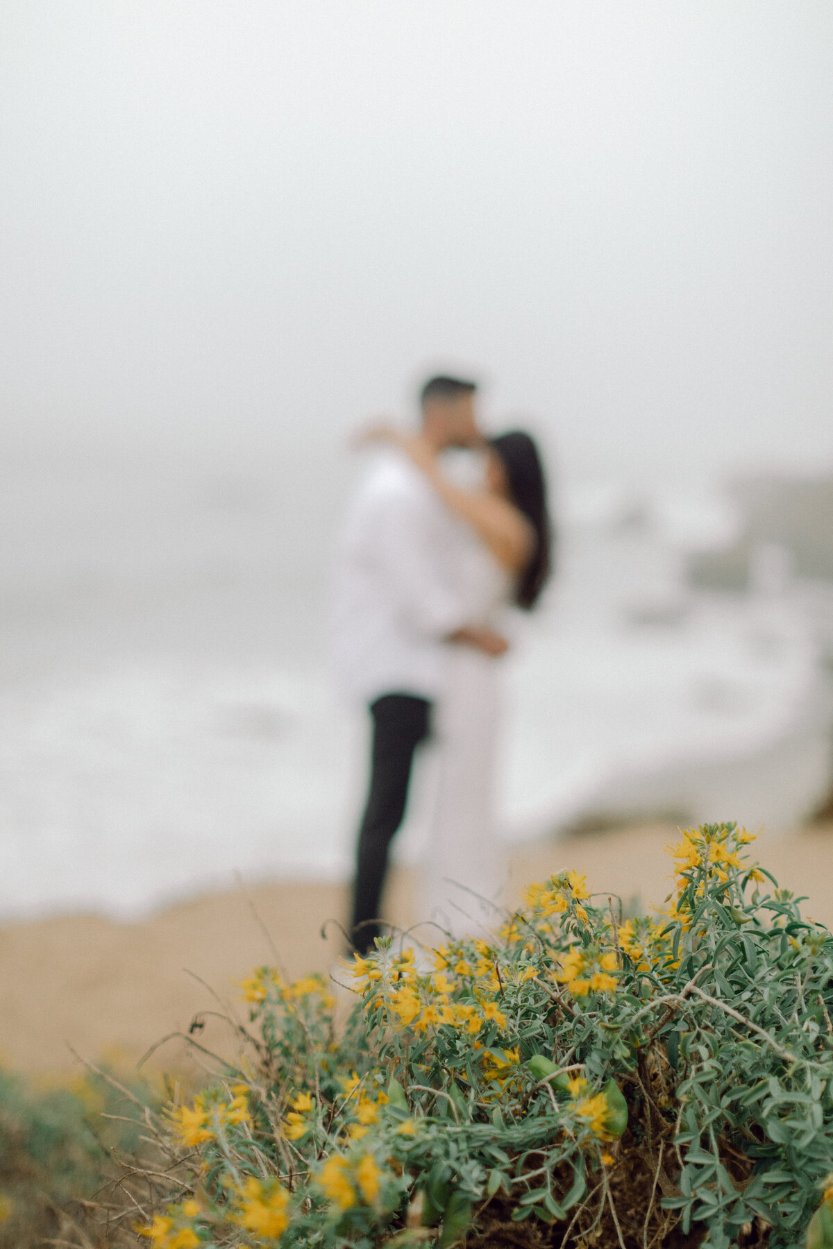 foggy-beach-engagement-session-028