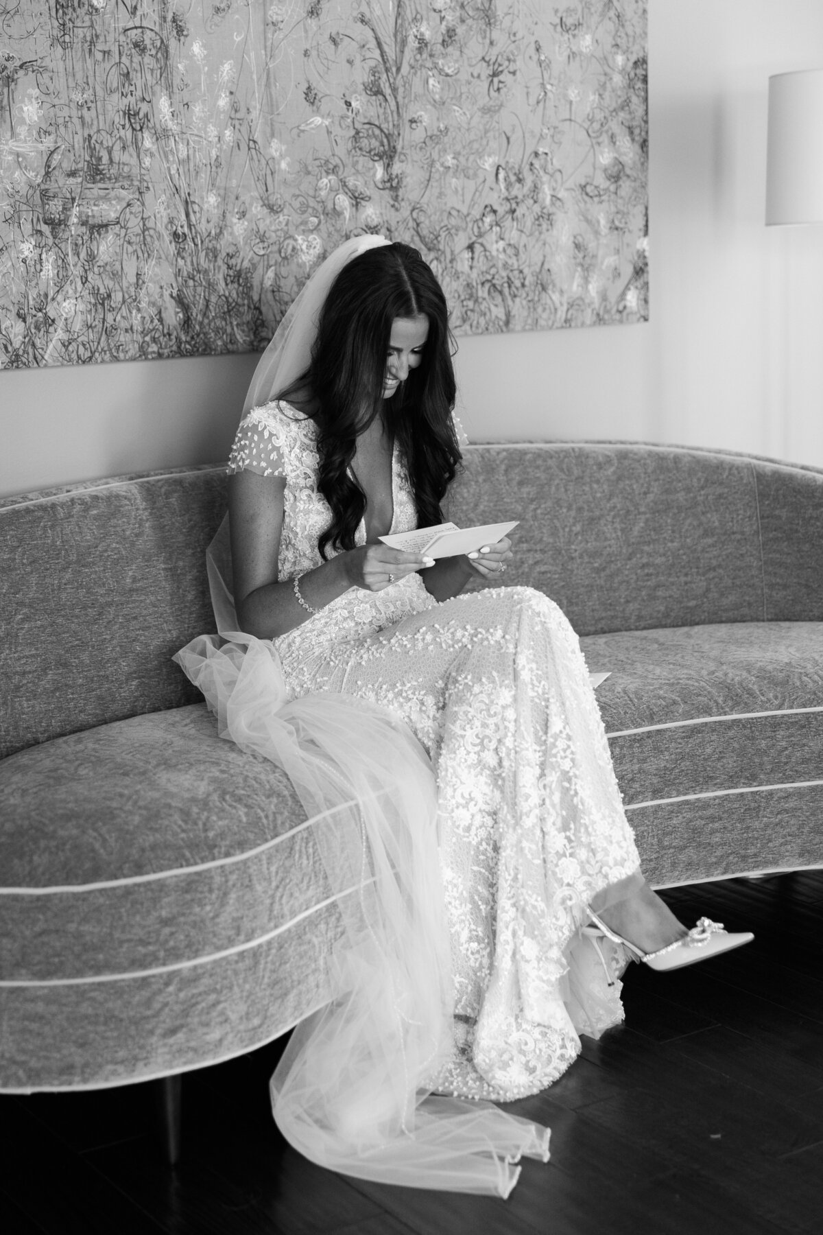 Bride reading note from Groom