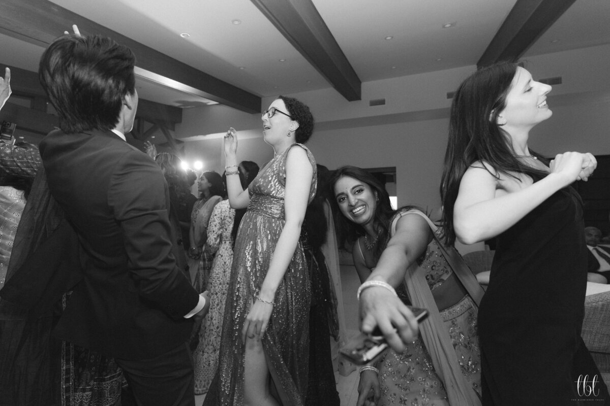 FayeFernCreative-CalamigosRanch-Wedding-Pavilion-Reception-AM-89