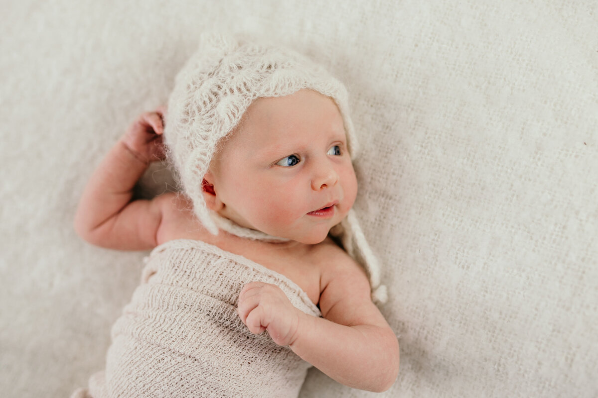 newborn-photography-naturally-illustrated-by-sam (7)