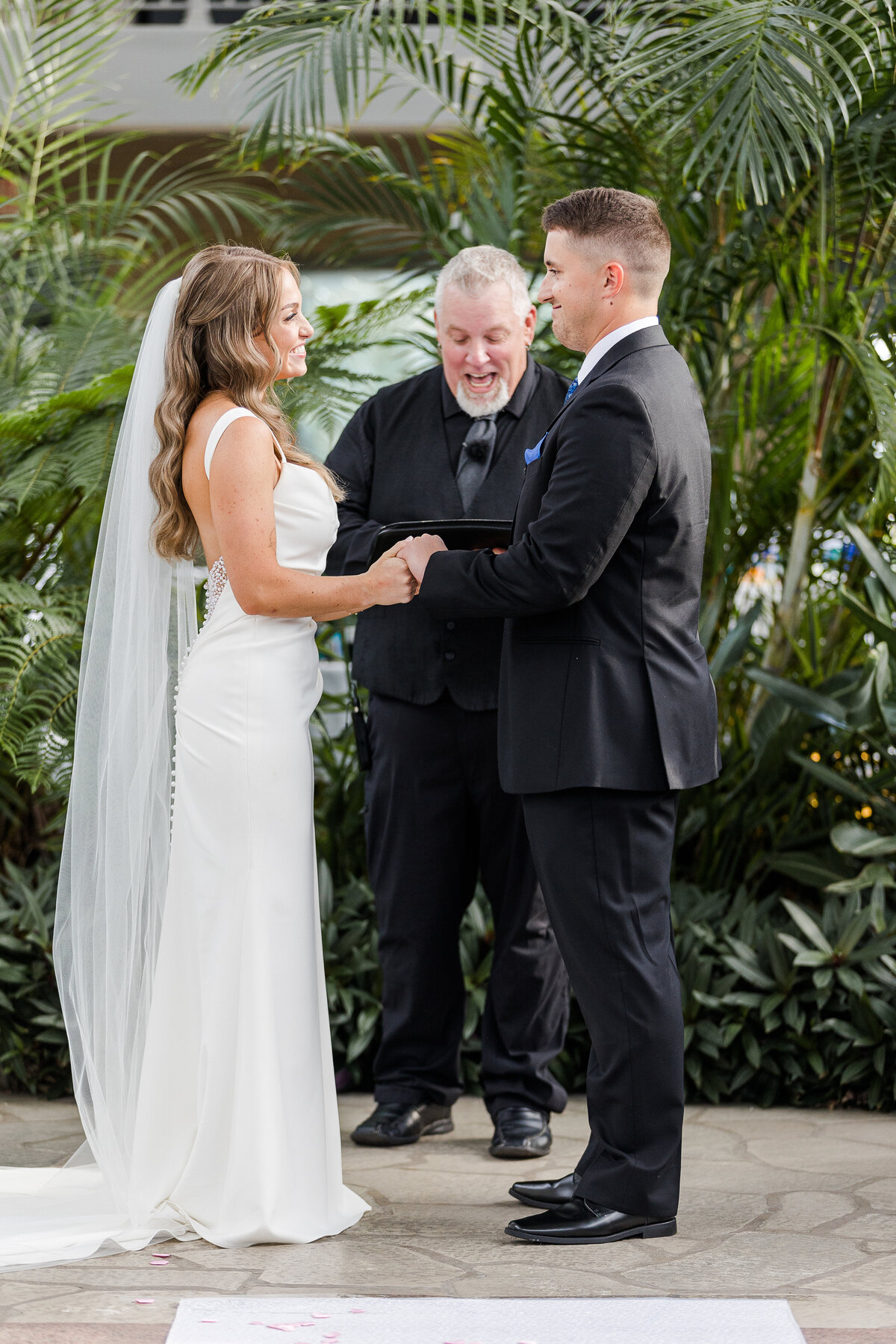 Kyle & Katie wedding sneak peeks. Bella Faith Photography 65