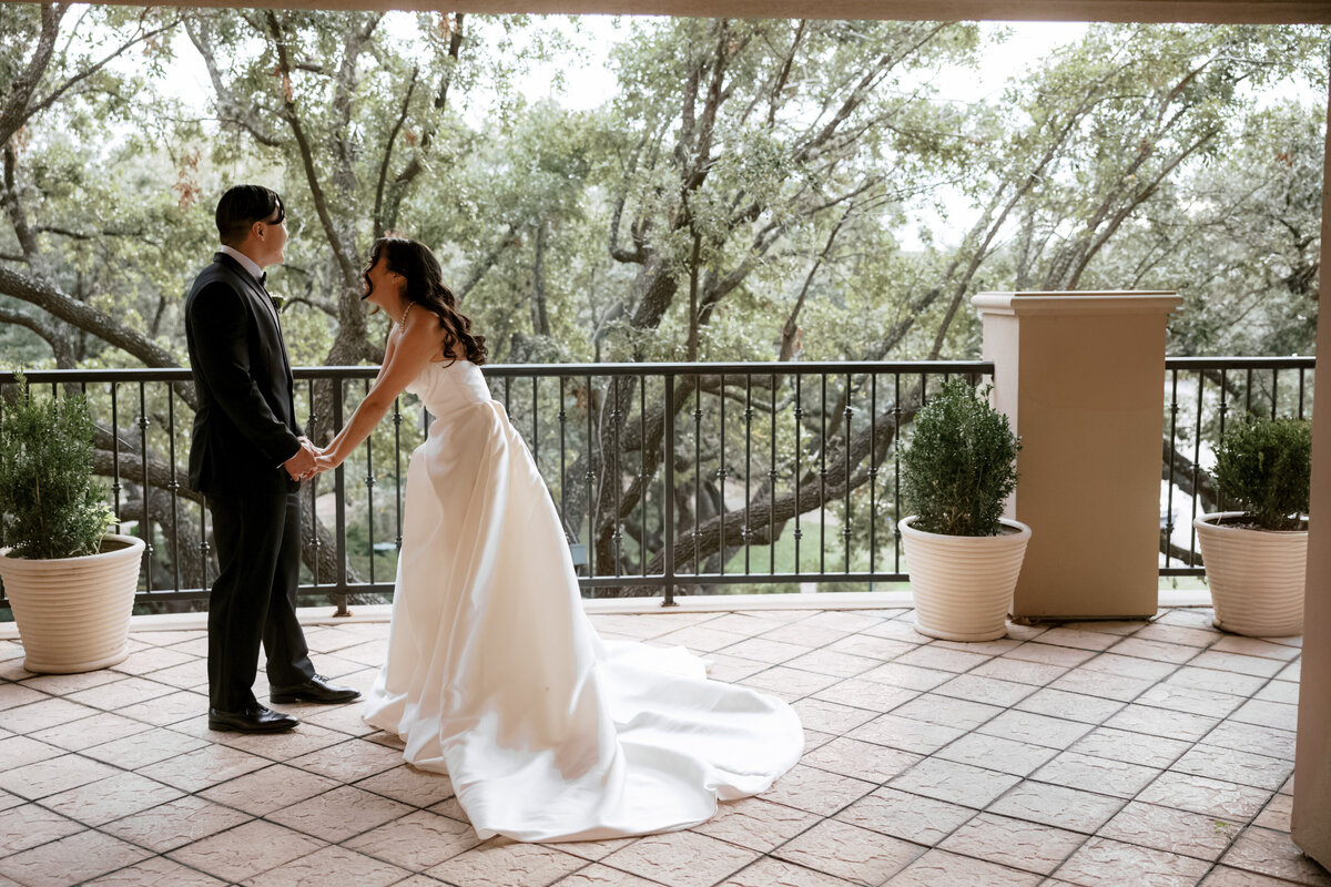 A photo of the couple during their first look at the Hotel Zaza