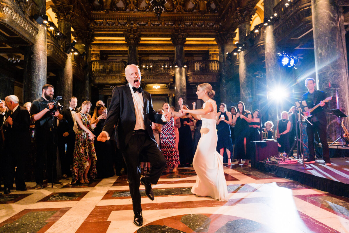 music foyer wedding at carnegie museum