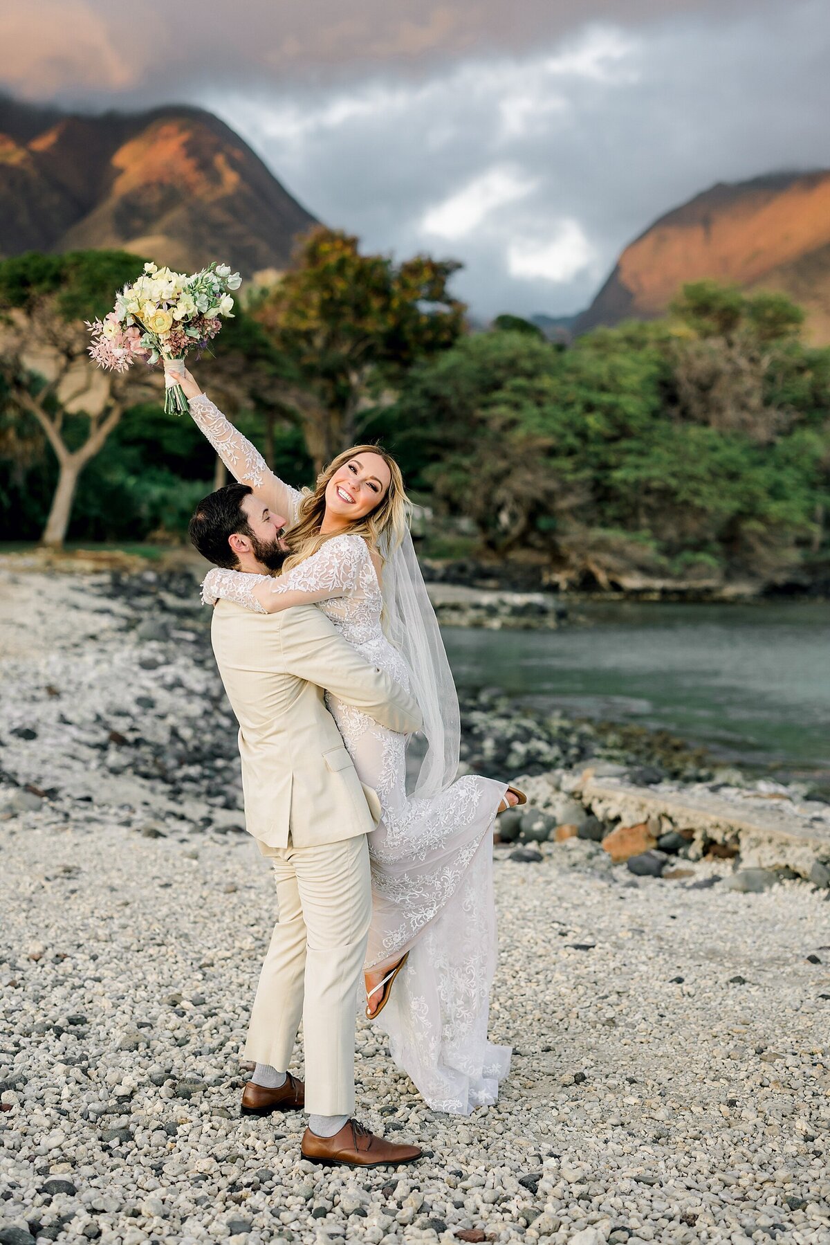 maui-wedding-maui-wedding-photography-maui-photographer-maui-photographers-maui-elopement-photographer-maui-elopement-maui-wedding-photographer-maui-wedding-venues__2553