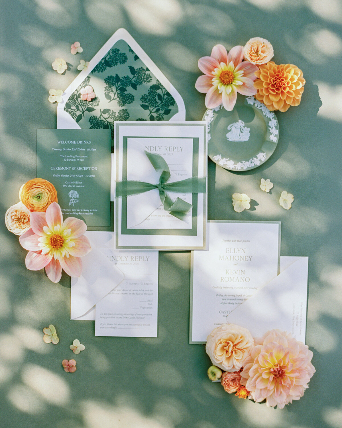 Emily March Photography Wilmington, North Carolina and Destination Wedding Engagement Photographer Heirloom Photography for Memorable Gatherings Light Airy Sentimental Imagery Images Weddings_Castle Hill Inn Wedding - 002