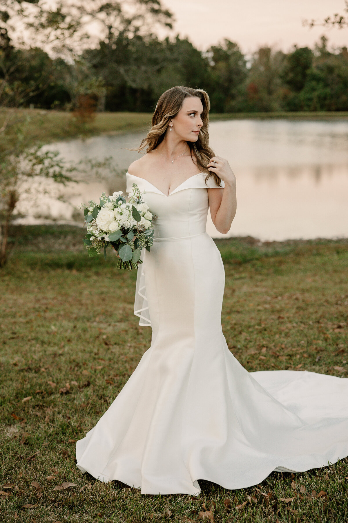 mims-wedding-bride-and-groom-107