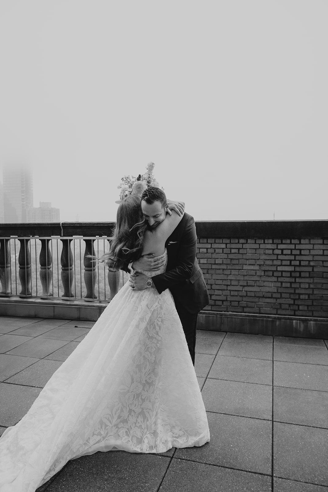 Faye-Fern-Creative-MariaBLung-Meg-Brandon-New-York-Athletic-Club-St-Patricks-Cathedral-Wedding-First-Look-04