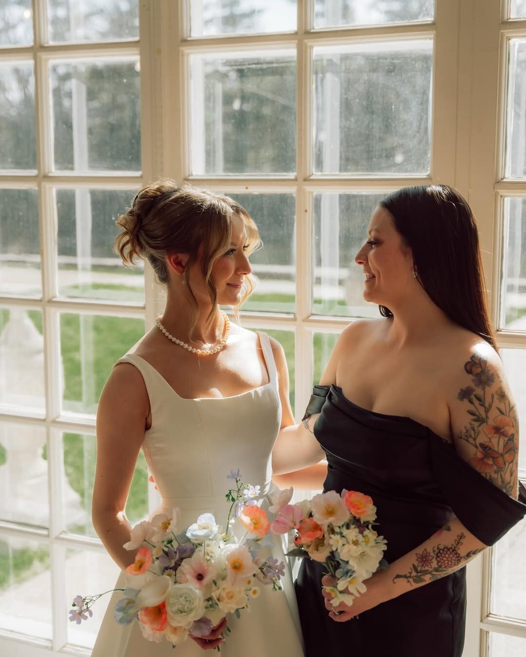 Mr. & Mrs. Steele 💍🤍 03.22.25..Venue- @allertonpark MansionMakeup & Hair- @m.kbeauty_ Photographer- @momentsofblissphotos @johannarae.photo Florist- @twowhimsicalflorists Alterations- @personaltouchsewing Dresses- @cloudninebridal (5)