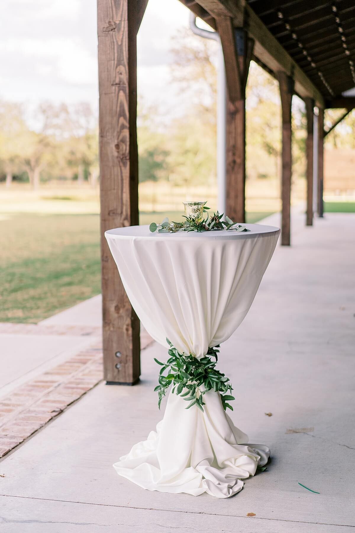 Wedding details at the Weinberg at Wixon Valley in Bryan Texas photographed by Alicia Yarrish Photography